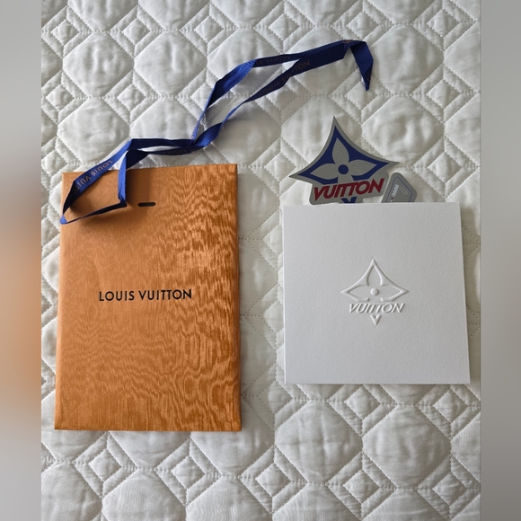 Authentic Limited Edition Louis Vuitton Ski Snowboard Stickers Courcheval Blanc - Picture 4 of 5